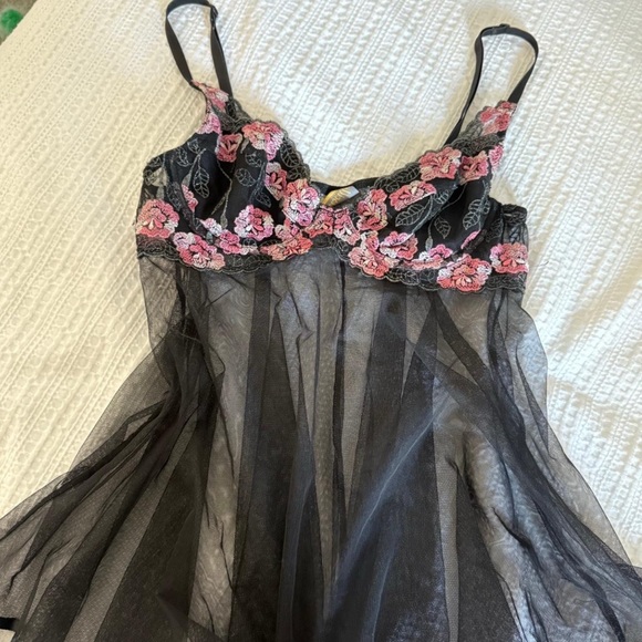 Other - Elegant Black and Pink Lace Nightgown